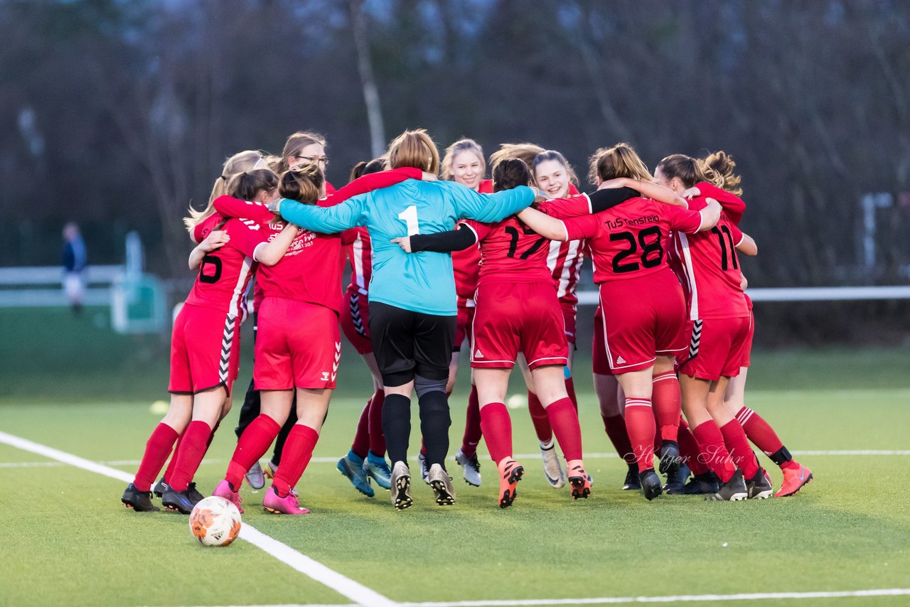 Bild 304 - wBJ SV Wahlstedt - TuS Tensfeld : Ergebnis: 0:1